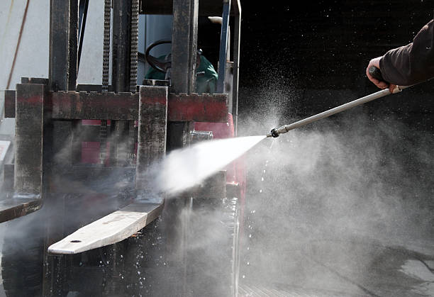 Why Choose Our Certified Pressure Washing Experts for Your Project Needs in Grundy Center, IA?